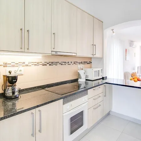 Apartamento Modern Oasis 500m With Ac Wifi Pool