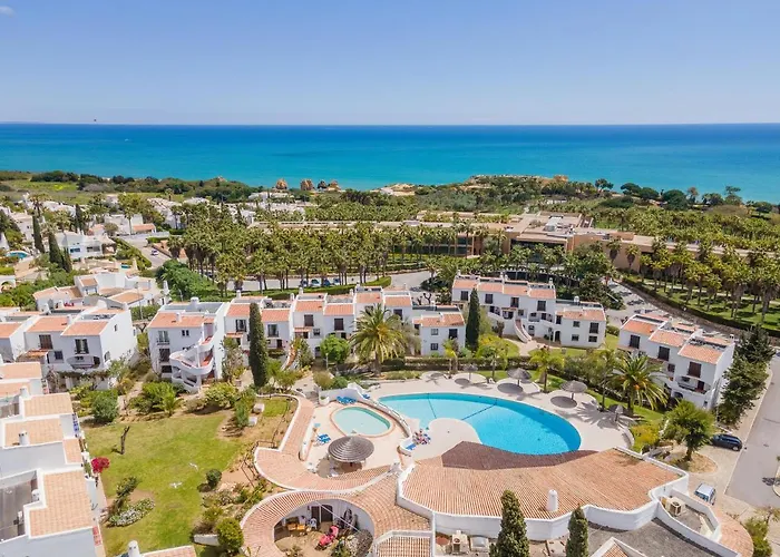 Modern Oasis 500m With Ac Wifi Pool Apartment